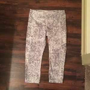 Wunder Under Crop 21” Full-On Luxtreme